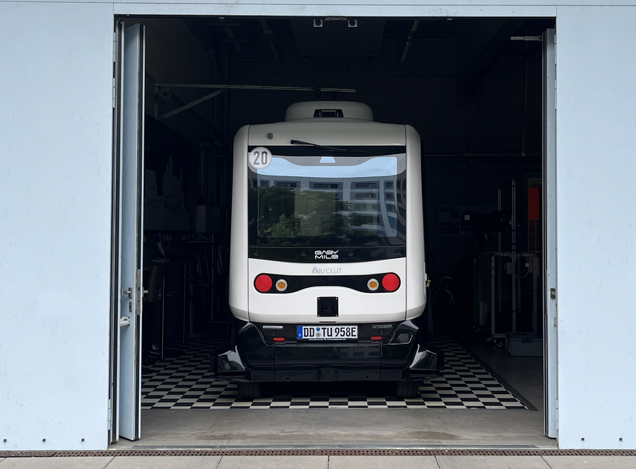 EasyMile EZ10 Shuttle